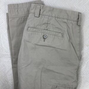 Duluth Trading Pants Mens 34x33 Trim‎ Fit Thick Canvas Khaki Chino Hidden Pocket